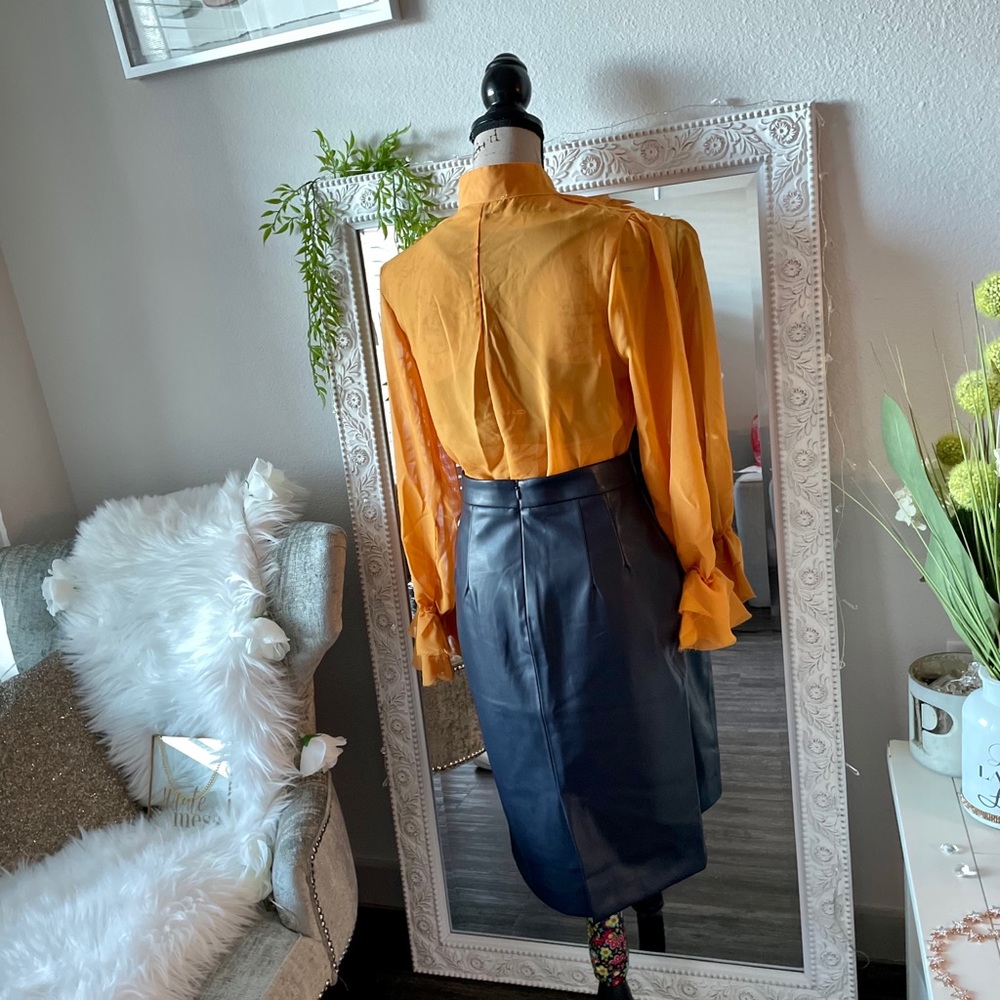 Sheer Button Front Bow Blouse Small - image 5